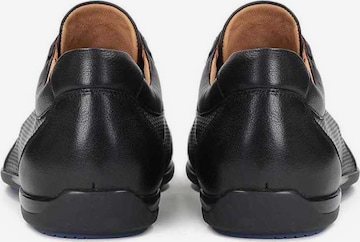 juoda Kazar Sportinio stiliaus batai su raišteliais