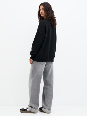 Pull&Bear Collegepaita värissä musta