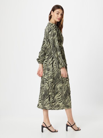 River Island Φόρεμα σε πράσινο