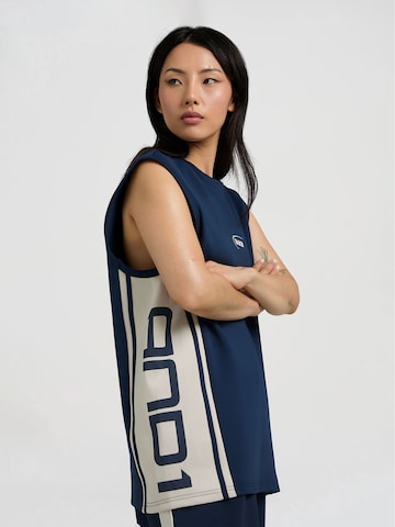 Bluză de molton de la AND1 pe albastru