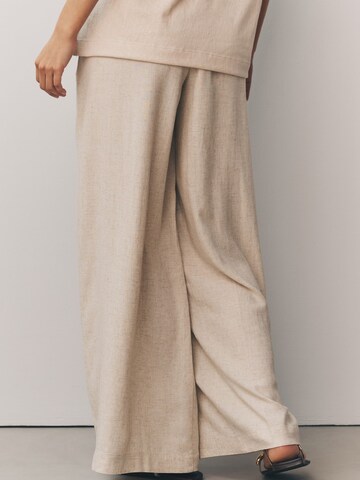 Next - Loosefit Pantalón en blanco
