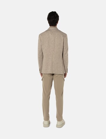 BENVENUTO Slim Fit Sakko '4542', Model ist 185 cm groß und trägt Größe 50 in Beige