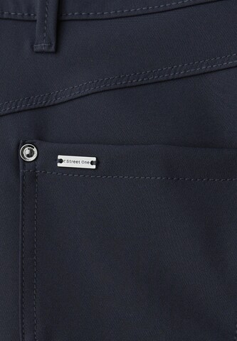 STREET ONE Slim fit Pants in Black