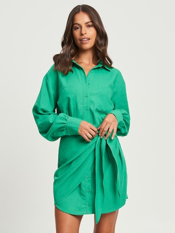Calli Sukienka koszulowa 'ZAC' w kolorze zielony: przód