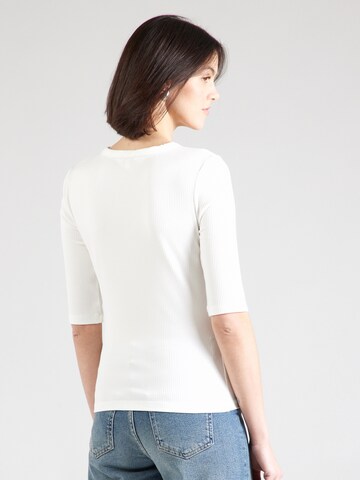 Mavi - Camiseta en blanco