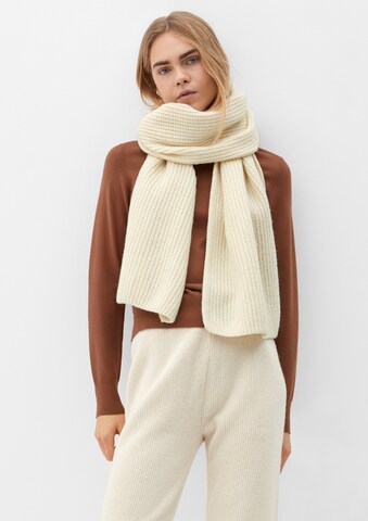 s.Oliver Sjaal in Beige: voorkant