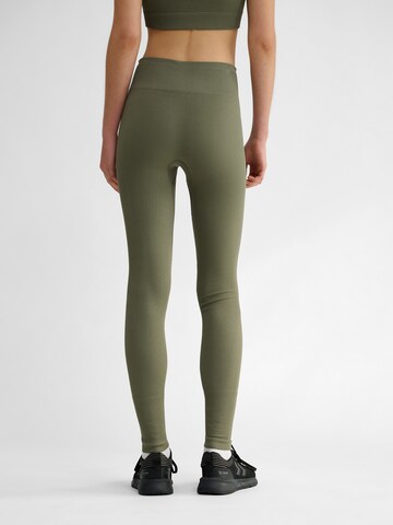 Hummel Skinny Sports trousers in Green