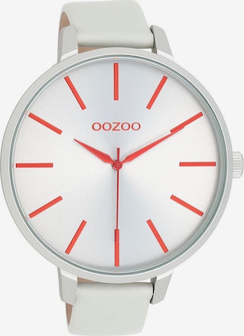 OOZOO Analog Watch in White: front