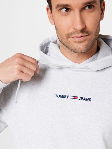 Tommy JeansSweater majica 'Essential' - siva boja