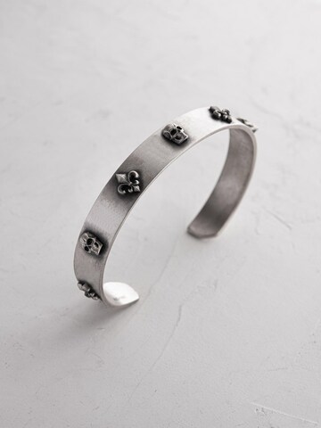 Braccialetto 'Fleur De Lis Skull' di REYTEL in argento