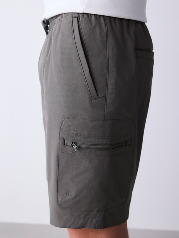 Next Szabványos Cargo nadrágok - szürke