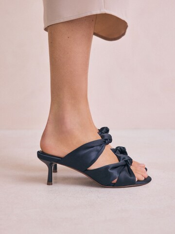 Next Muiltjes in Blauw