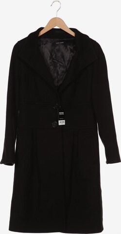 Joseph Janard Jacket & Coat in L in Black: front