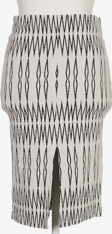 Trafaluc Skirt in M in Beige: front