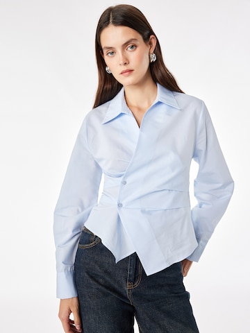 Koton Blouse in Blue: front