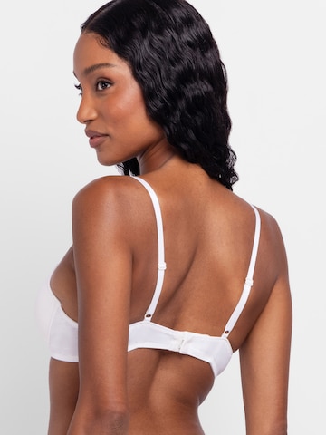 Dorina T-Shirt Rintaliivi 'Emersyn' värissä musta