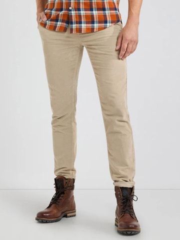 McGREGOR Regular Chino Pants in White: front