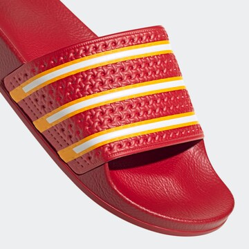 ADIDAS ORIGINALS Muiltjes 'Adilette' in Rood