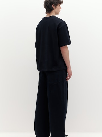 Tricou de la Pull&Bear pe negru