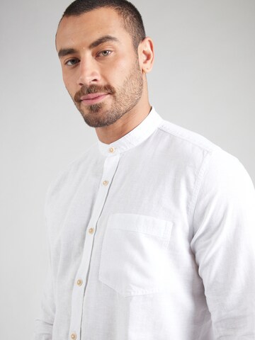 Coupe regular Chemise s.Oliver en blanc