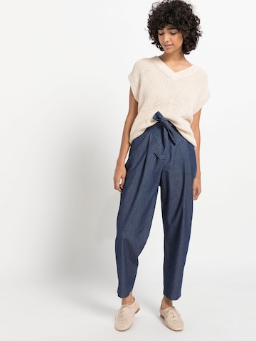 hessnatur Pleated Jeans in Blue