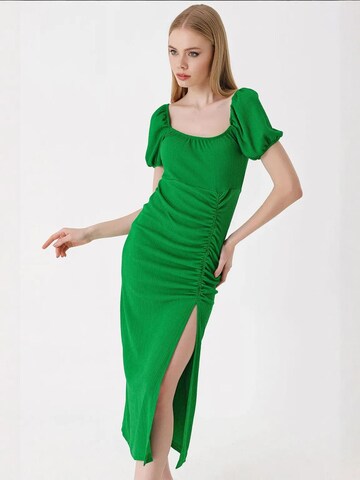 Robe Bigdart en vert : devant