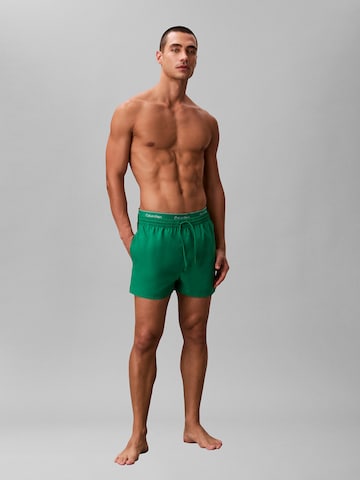 Calvin Klein Swimwear Regular Zwemshorts in Groen
