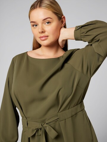 Guido Maria Kretschmer Curvy - Vestido 'Simona' en verde