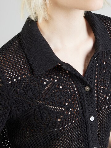 LEVI'S ® 'Susanna Floral Crochet Shirt' in Schwarz