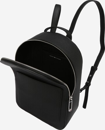 TOMMY HILFIGER Rucksack in Schwarz