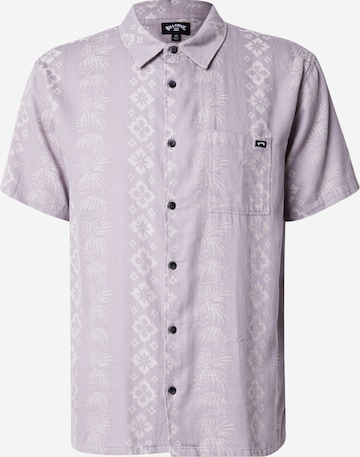 purpurinė BILLABONG Standartinis modelis Marškiniai 'SUNDAYS': priekis