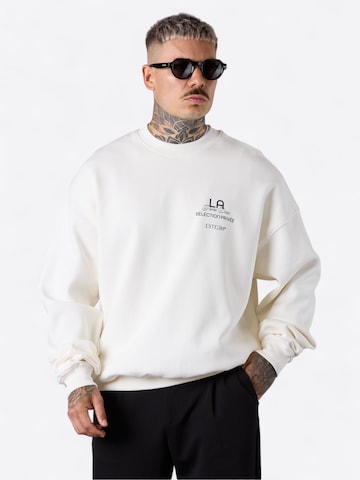ESTEEM Sweatshirt 'Sélection Privée' in White: front