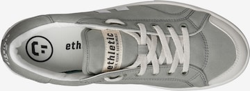 Ethletic Sneaker in Grau