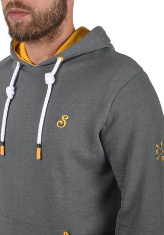 !Solid - Sweatshirt 'Kenan' em cinzento