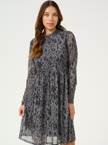 Robe 'Johanne' Kaffe en gris : devant