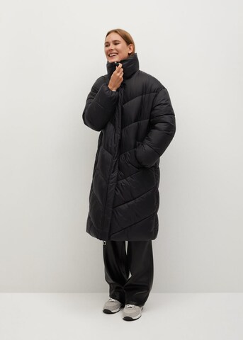 MANGO Zimný kabát 'Kellogs' - Čierna