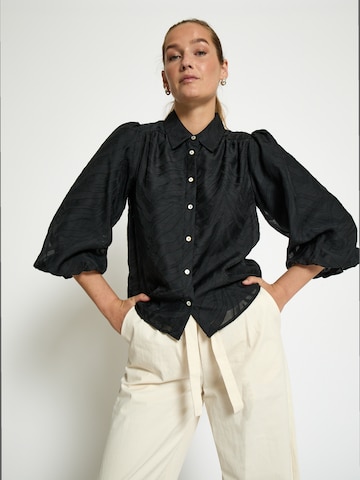Peppercorn Blouse 'Kyra' in Zwart