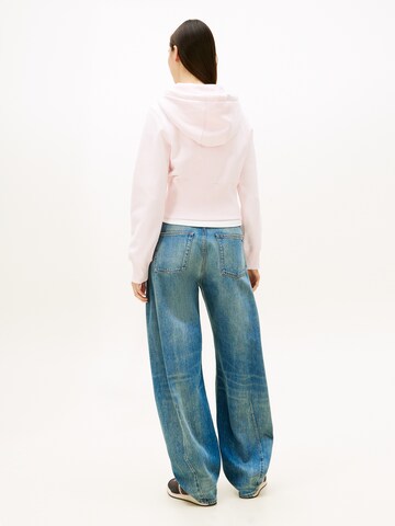 Tommy Jeans - Sudadera con cremallera en rosa