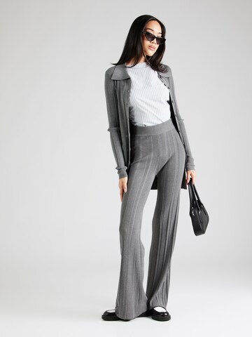Wide leg Pantaloni di REMAIN in grigio