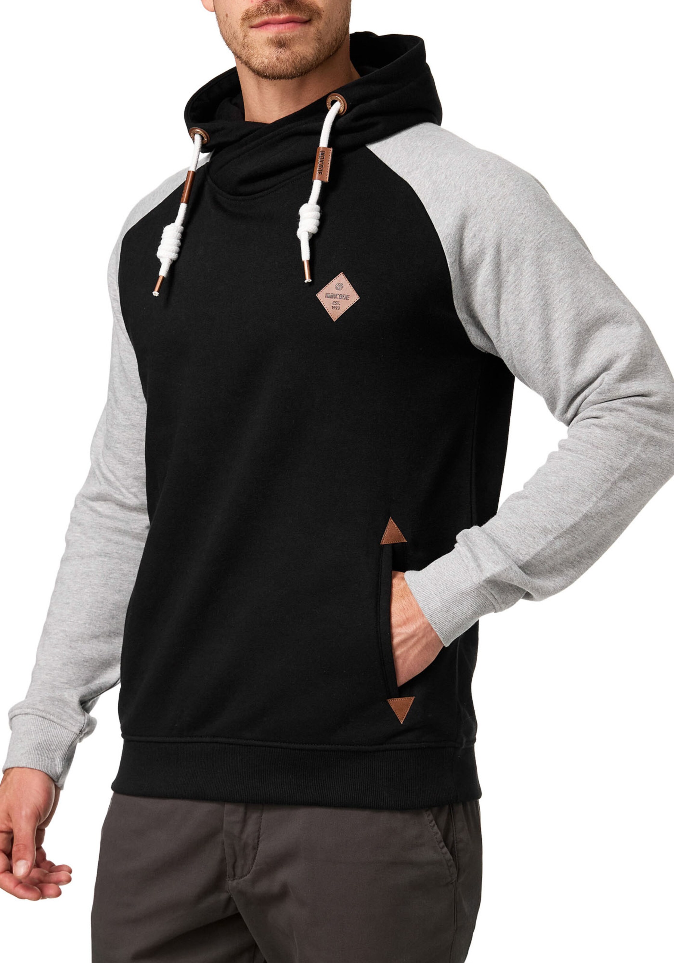 INDICODE JEANS Sweatshirt in Black: front