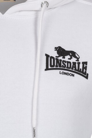 LONSDALE Majica 'Claughton' | bela barva