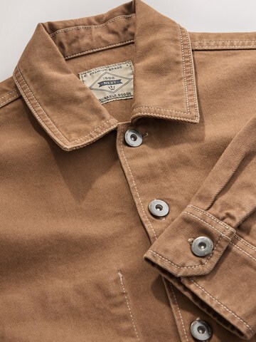 Next Regular fit Риза в кафяво