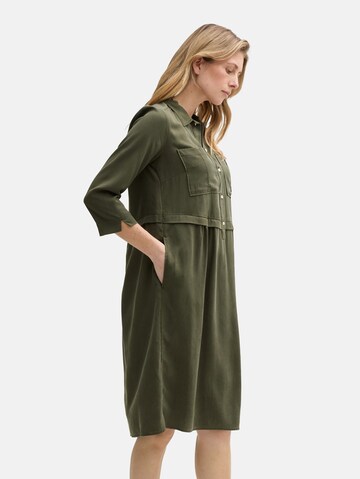 Robe-chemise TOM TAILOR en vert : devant
