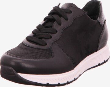 SEMLER Sneakers in Black: front