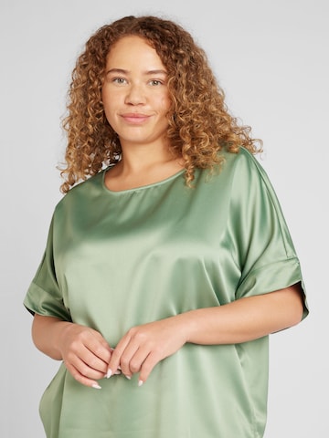 Bluză 'MERLE' de la Vero Moda Curve pe verde