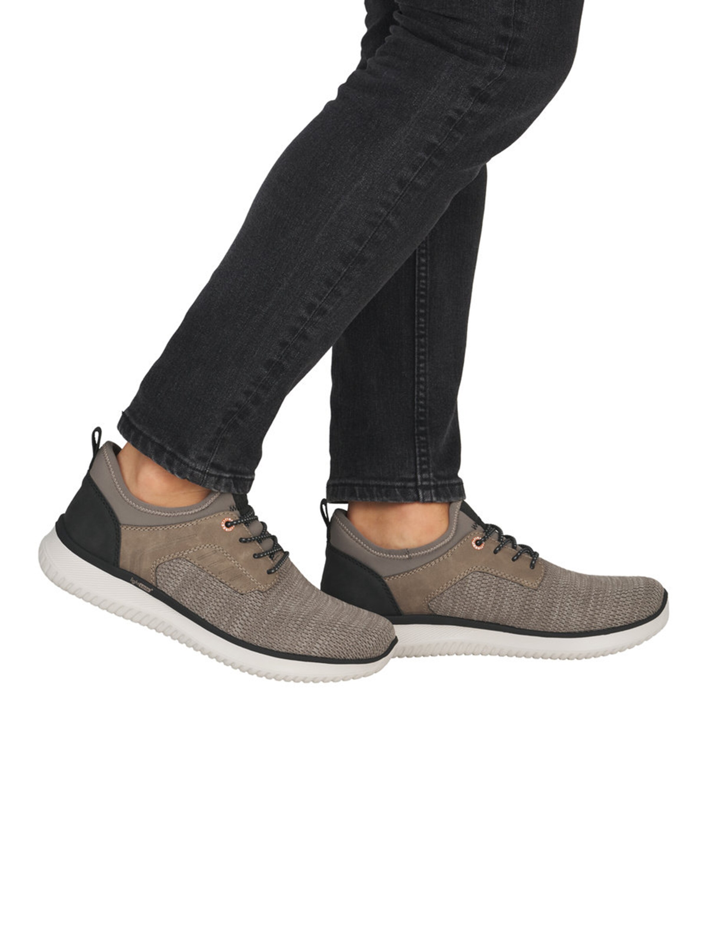 Rieker Trampki slip on w kolorze beżowy