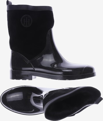 TOMMY HILFIGER Stiefel 41 in Schwarz: predná strana