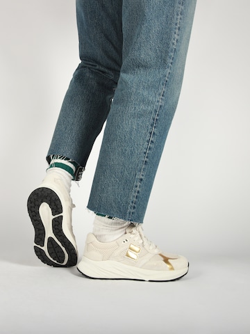 BLACKSTONE Låg sneaker 'Flint Marvel DL275' i beige