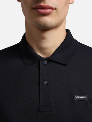 Maglietta di NAPAPIJRI in blu