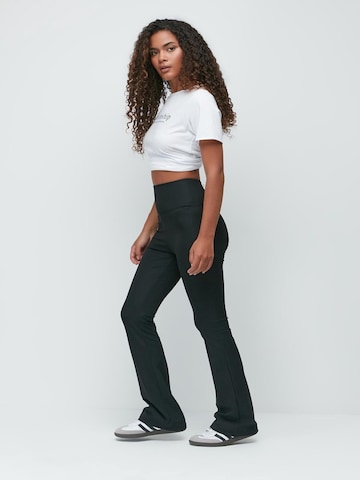C&City Flared Leggings in Zwart